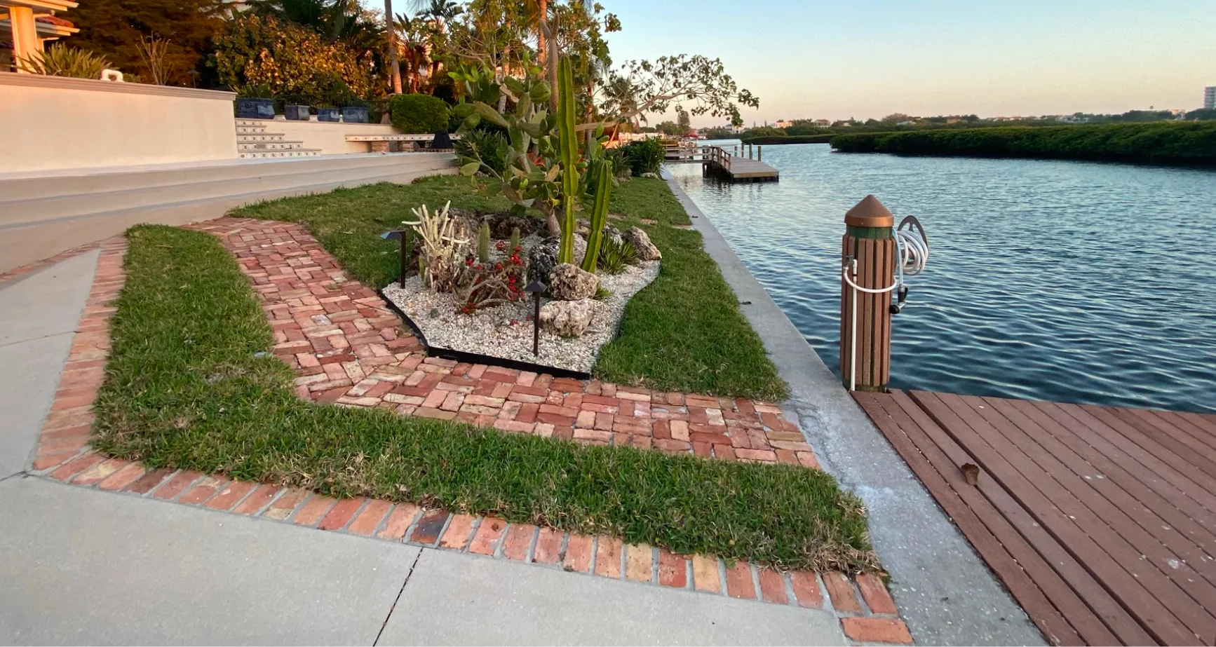VenicePaversAndLandscape PaverWalkways Venice, FL VenicePaversAndLandscape PaverWalkways Venice, FL